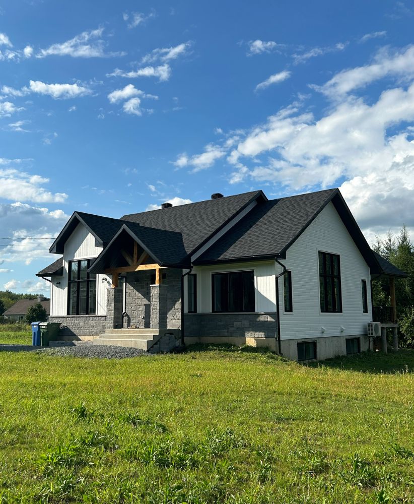 Construction neuve par Immolux à Bromont.